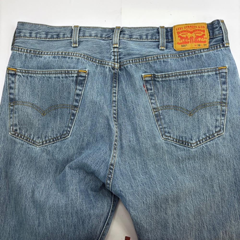 Vtg Levis 501 Original Fit Mens‎ Blue Denim Straight Leg Button Fly Jeans 38x34